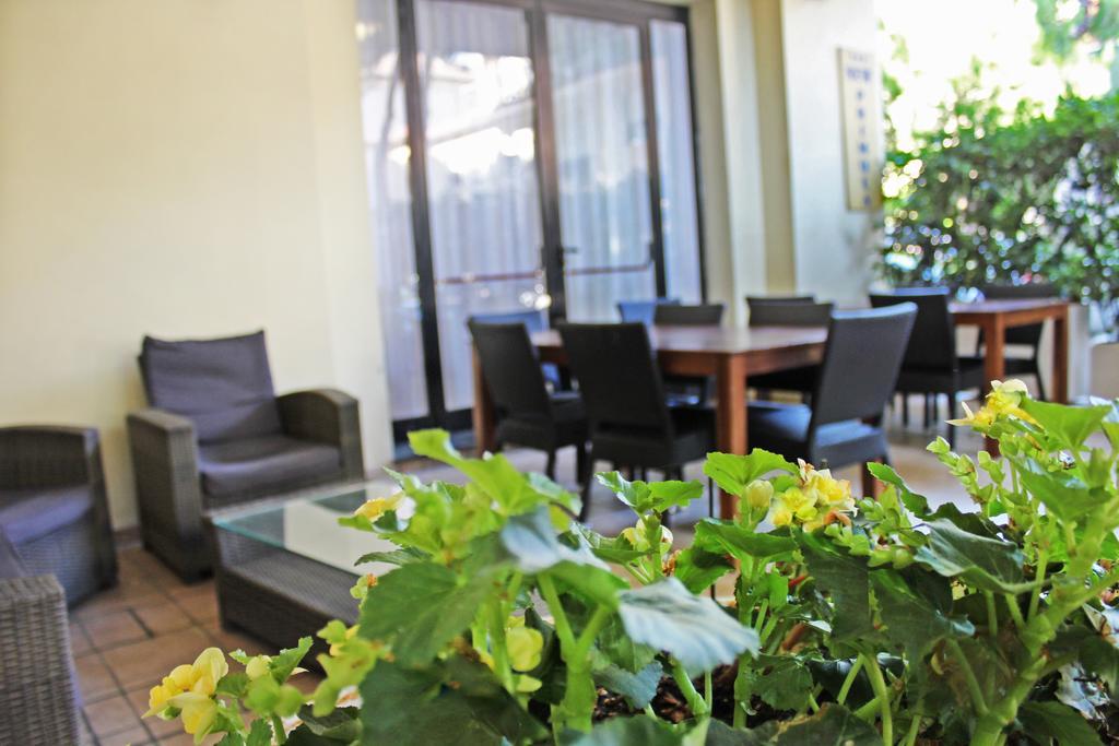 Hotel New Primula Rimini Exteriör bild